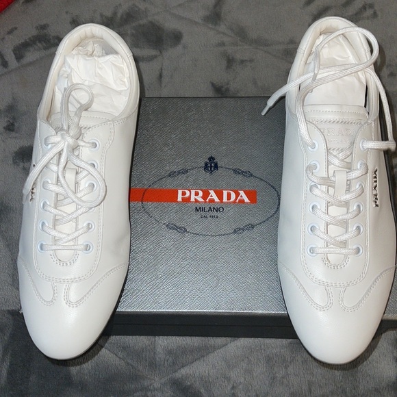 Prada preloved sneakers gorgeous pair excellent condition. - Picture 8 of 13